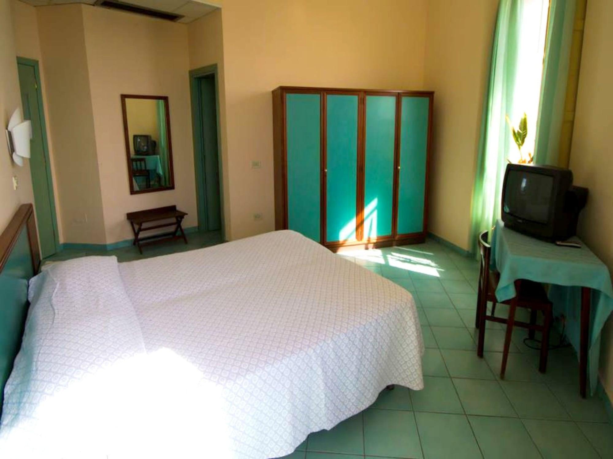 Hotel Serapo Gaeta Eksteriør billede