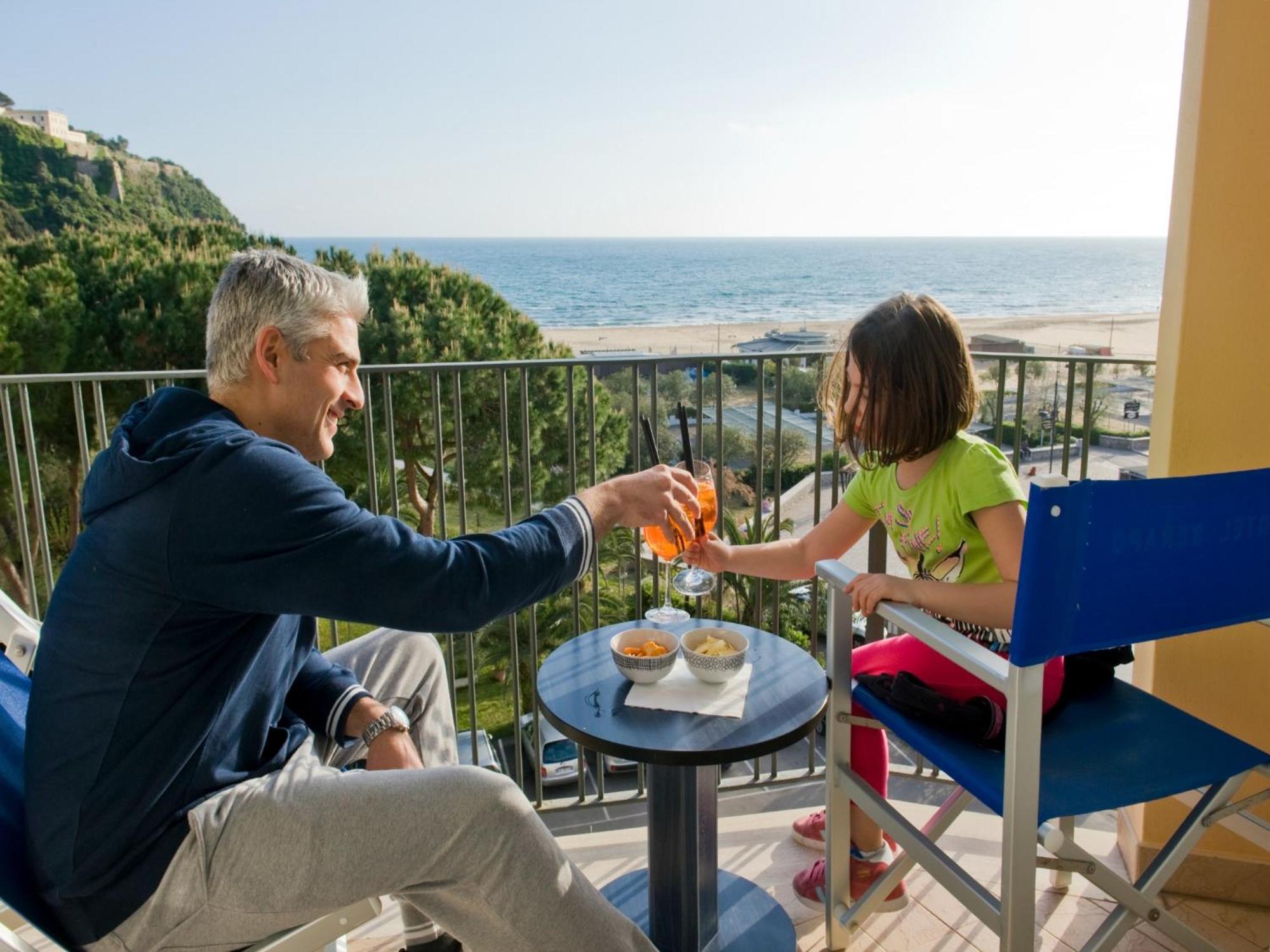 Hotel Serapo Gaeta Eksteriør billede