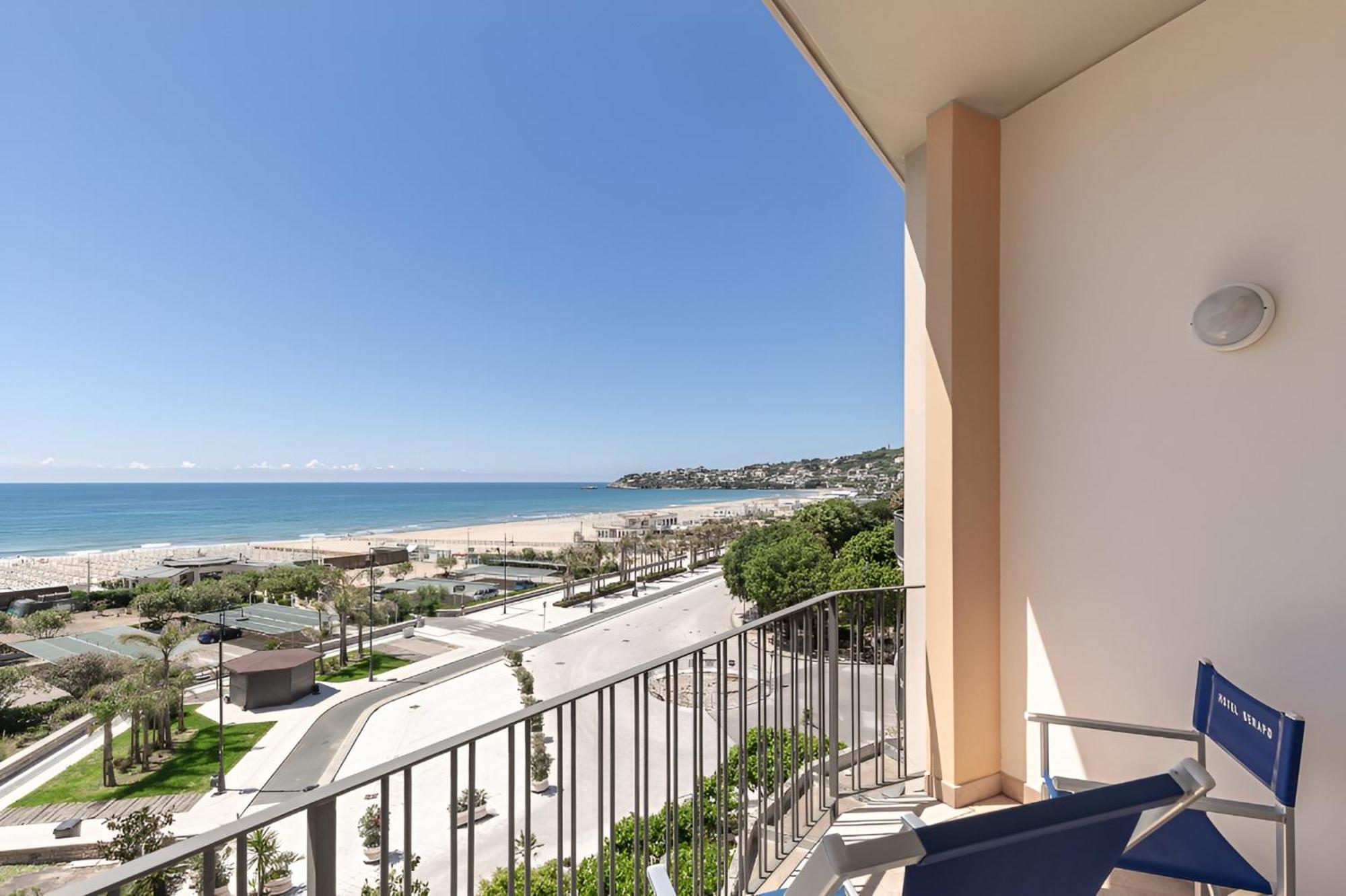Hotel Serapo Gaeta Eksteriør billede