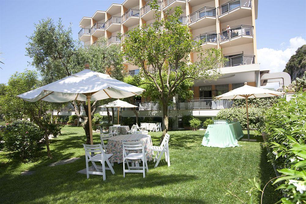Hotel Serapo Gaeta Eksteriør billede