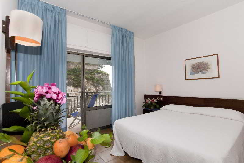 Hotel Serapo Gaeta Eksteriør billede